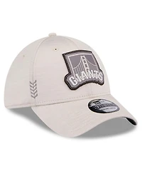 Men's New Era Cream San Francisco Giants 2024 Clubhouse 39THIRTY Flex Fit Hat