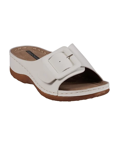 Gc Shoes Women's Hamden Buckle Comfort Flat Sandals