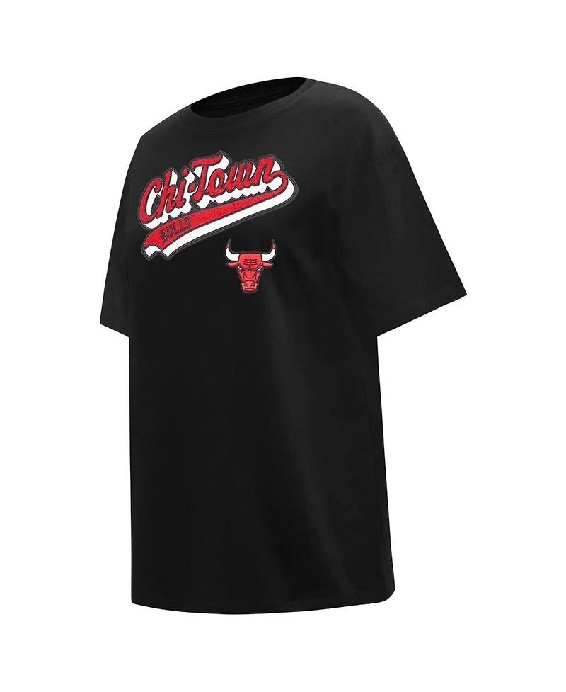 Women's Pro Standard Black Chicago Bulls Script Boyfriend T-shirt