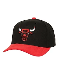 Men's Mitchell & Ness Black Distressed Chicago Bulls Corduroy Pro Crown Adjustable Hat
