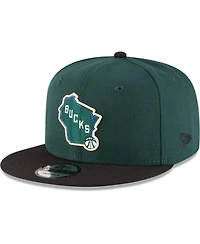 Men's New Era Hunter Green, Black Milwaukee Bucks 2-Tone 9FIFTY Adjustable Snapback Hat