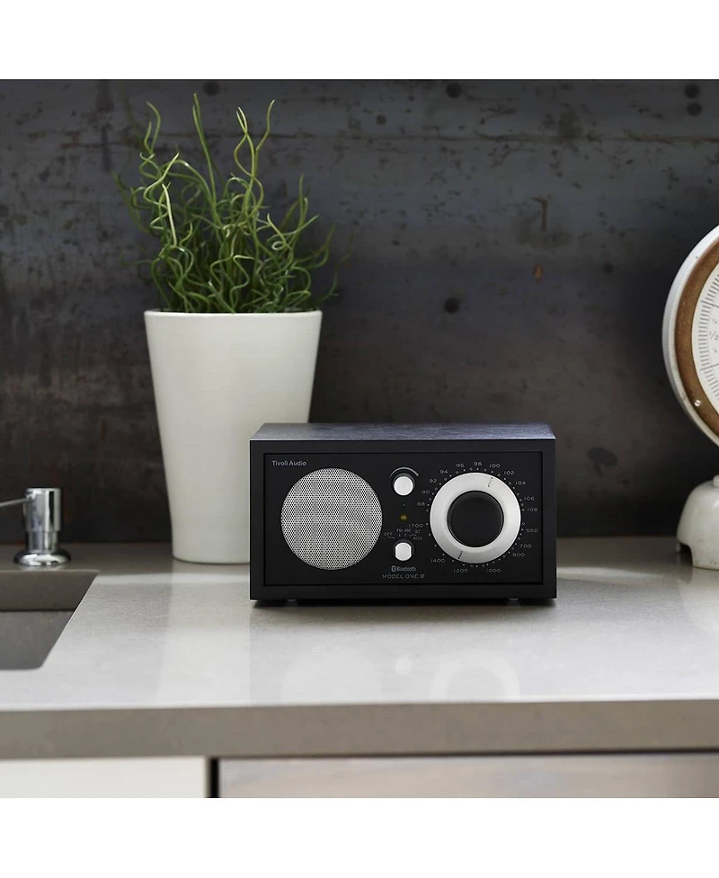 Tivoli Audio Model One Bluetooth Am/Fm Radio & Speaker