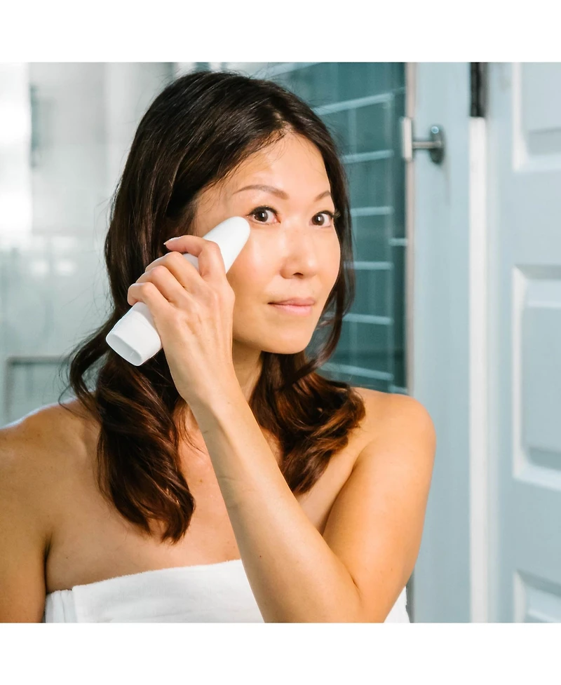 Olura Eno All-in-one Facial Device by