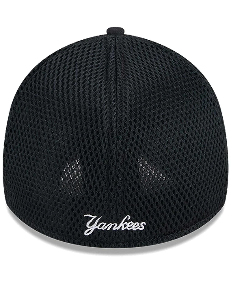 New Era Men's York Yankees Evergreen Black White Neo 39Thirty Flex Hat