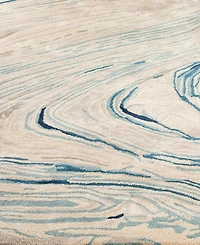 Surya Kavita 23252 2'x3' Area Rug