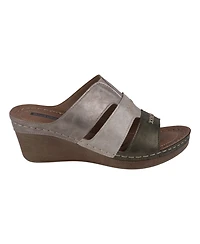 Gc Shoes Women's Delores Triple Band Wedge Sandals