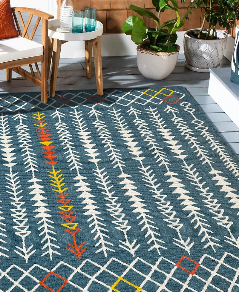 Lr Home Trixie 5'x7' Outdoor Area Rug