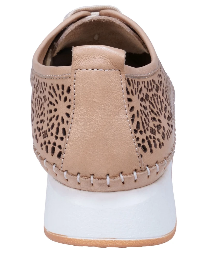 Cools 21 Women's Sarto Perforated Leather Lace Up Platform Sneakers