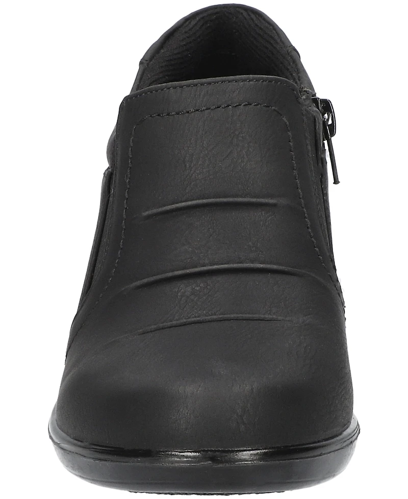 Easy Street Women's Chipper Comfort Shooties