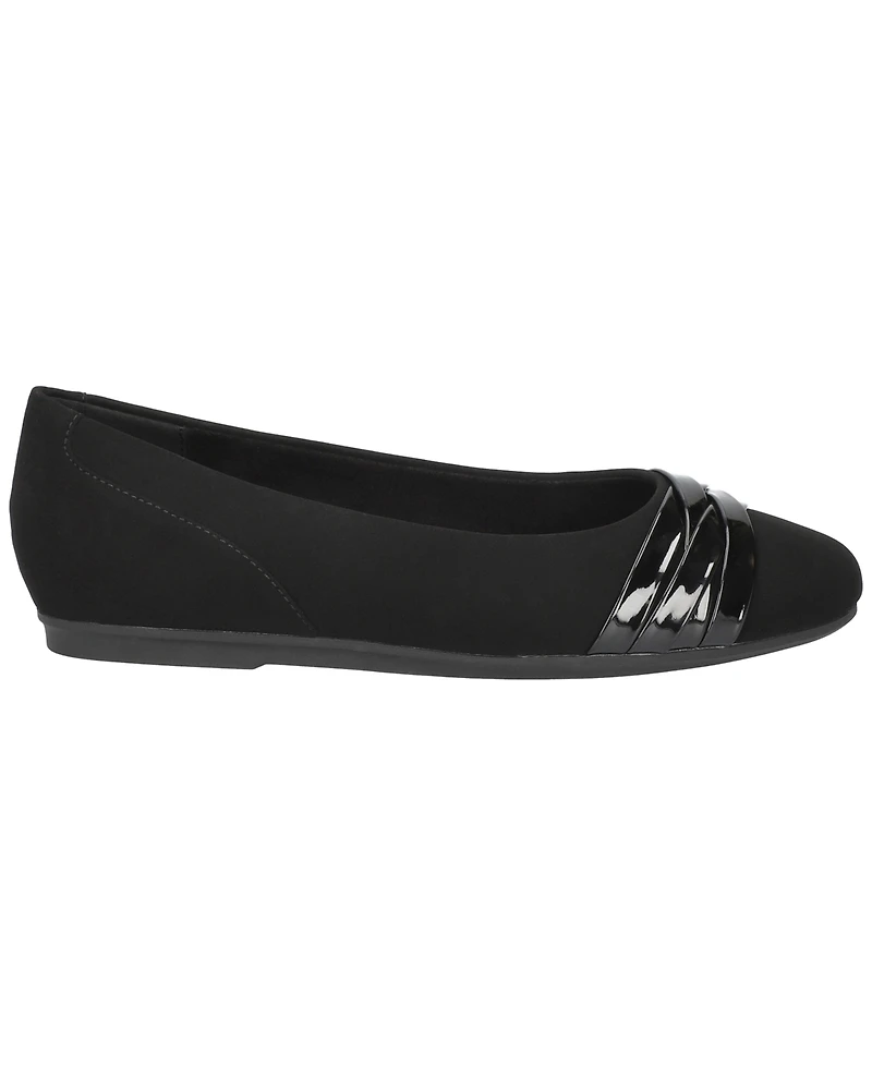 Easy Street Women's Kylie Comfort Ballet Flats