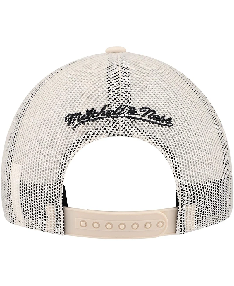 Mitchell & Ness Men's Cream Chicago Bulls Trucker Adjustable Hat