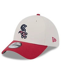 New Era Men's Red Chicago White Sox 2024 Fourth of July 39THIRTY Flex Hat