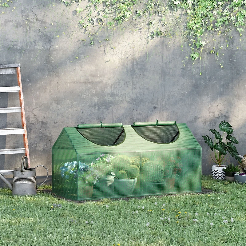 Outsunny 4' x 2' x 2' Mini house with 2 Top Windows,