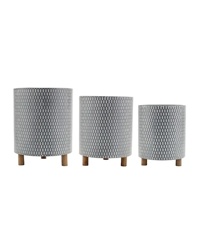 Slickblue Iron Metal Planter With Geometric Design And Wood Legs (Set of 3)