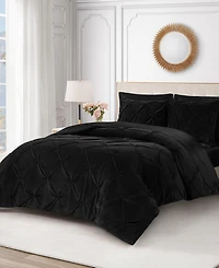 Juicy Couture Kiss Pleat Plush 3-Pc. Comforter Set, Full/Queen