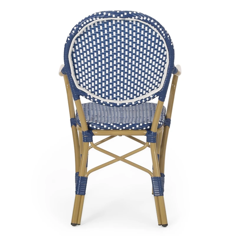 Streamdale Furniture French-Inspired Outdoor Space