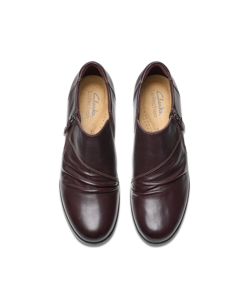 Clarks Women's Collection Emily 2 Braley Shoes