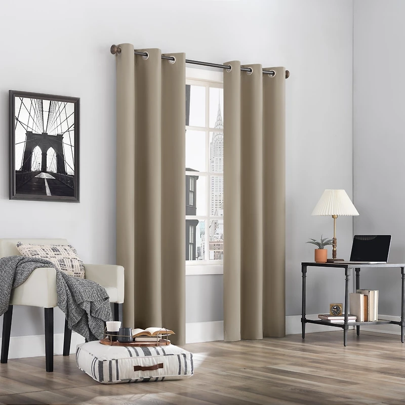 Cyrus Thermal 100% Blackout Grommet Curtain Panel