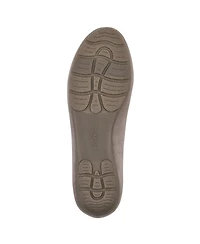 Cliffs by White Mountain Women's Gallant Moc Loafers