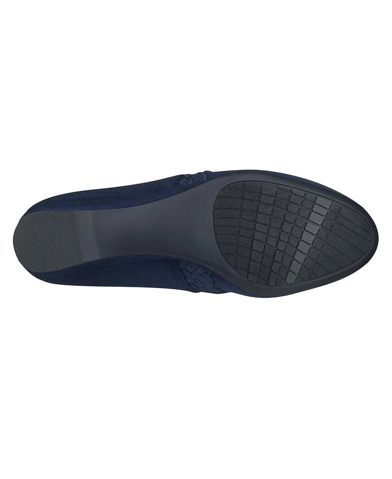 Impo Women's Gerrie Memory Foam Stretch Wedge Shooties