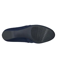 Impo Women's Gerrie Memory Foam Stretch Wedge Shooties