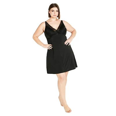 Avenue Plus Sexy Lace Chemise