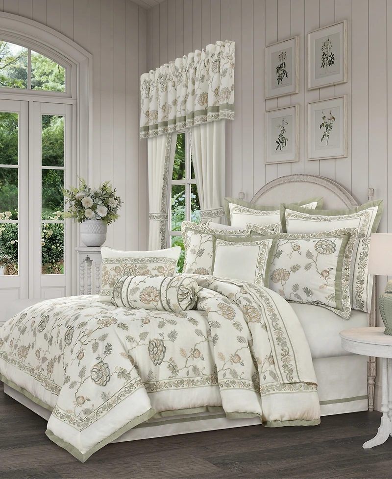 J Queen New York Fairview 4-Pc. Comforter Set, King