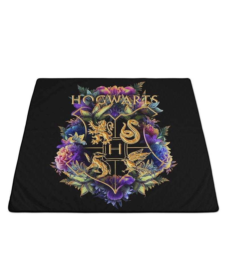 Oniva Harry Potter Hogwarts Impresa Picnic Blanket, 60" x 50"
