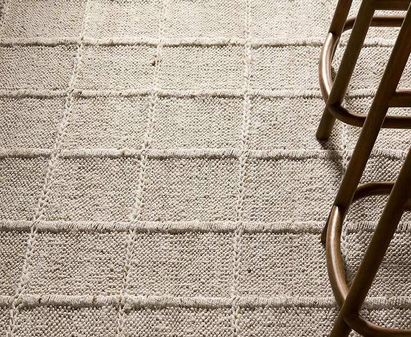 Surya Damon 531170 2'x3' Area Rug