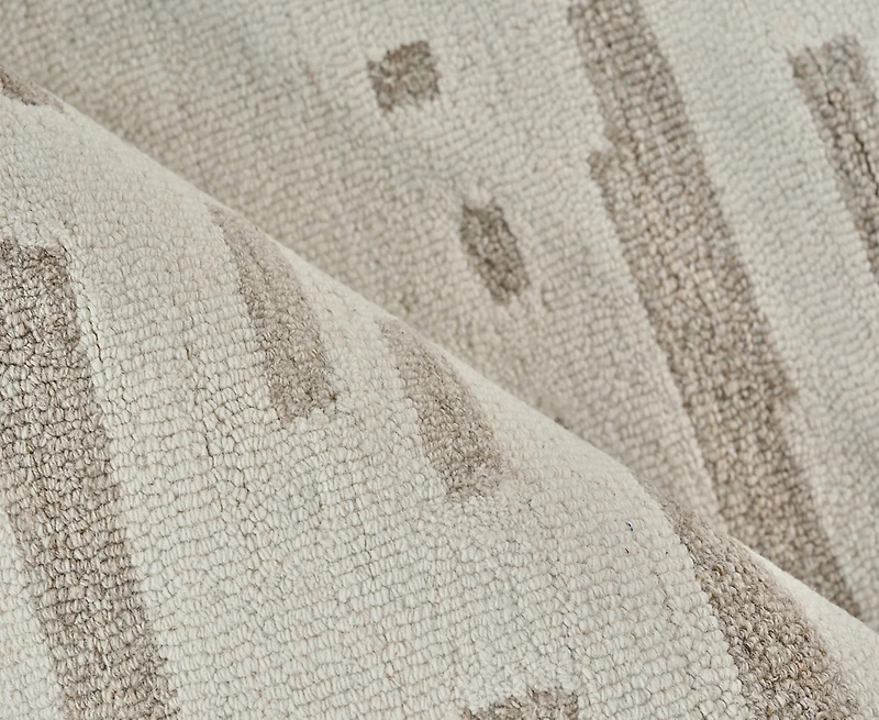 Exquisite Rugs Carmel 6856 6'x9' Area Rug
