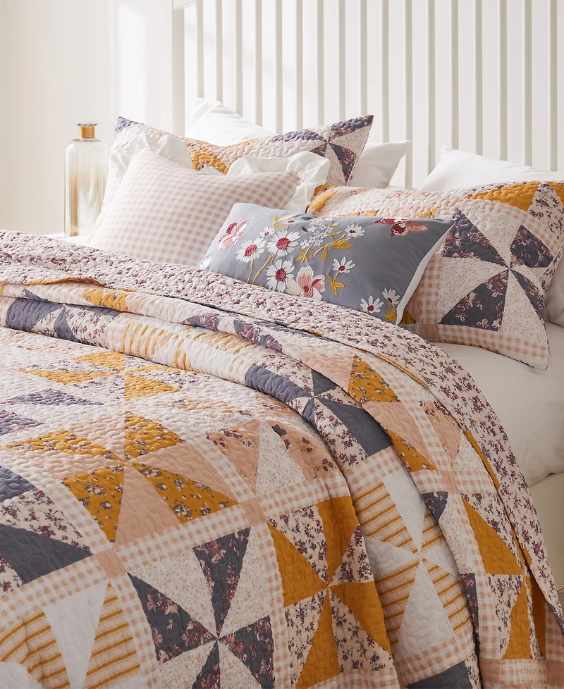Greenland Home Fashions Pinwheel Posey Reversible 3-Pc. Quilt Set