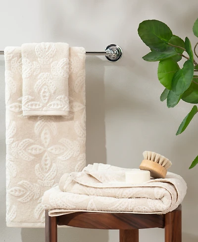 John Robshaw Dasati Cotton Linen Bath Towel, 54" x 32"