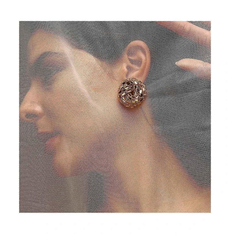 Sohi Women's The Nodum Stud Earrings