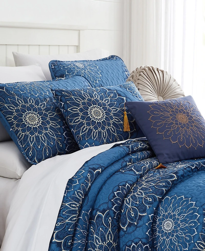 Southshore Fine Linens Midnight Floral 6-Pc. Quilt Set, King/California King