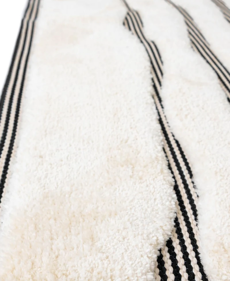 Bayshore Home Textured Tones Lines 7'10"x10' Area Rug