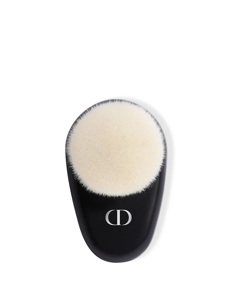 Dior Backstage Face Brush N°18