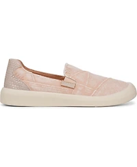Blowfish Malibu Women's Beachfront Round Toe Slip On Sneakers