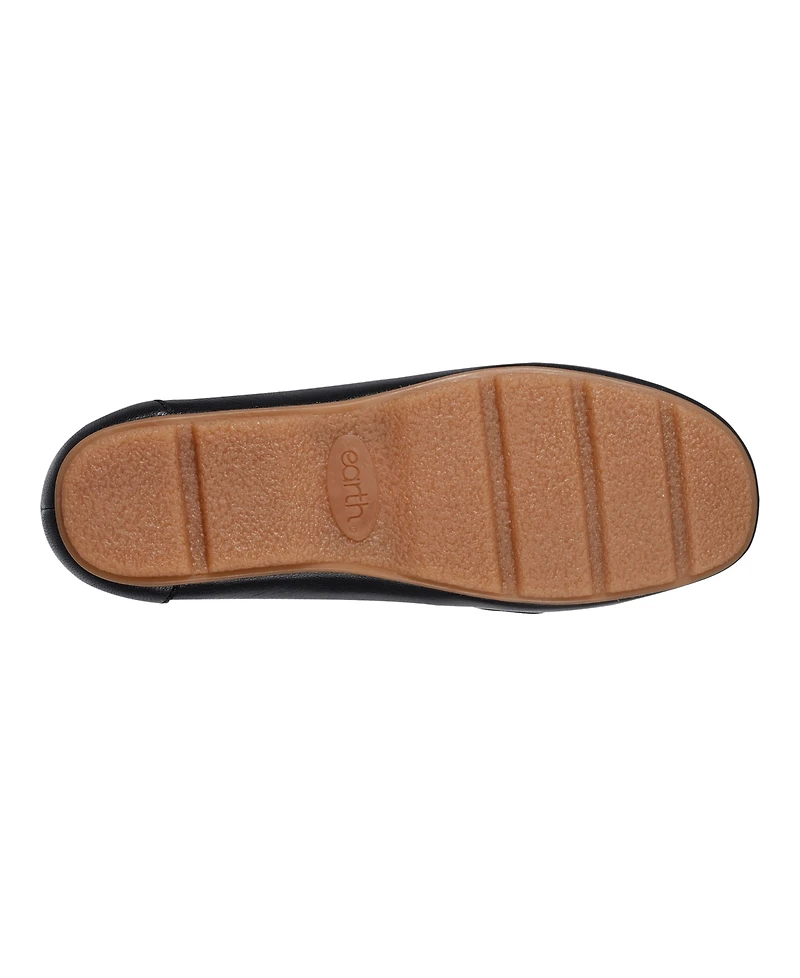 Earth Women's Remi Cutout Slip-On Penny Loafers