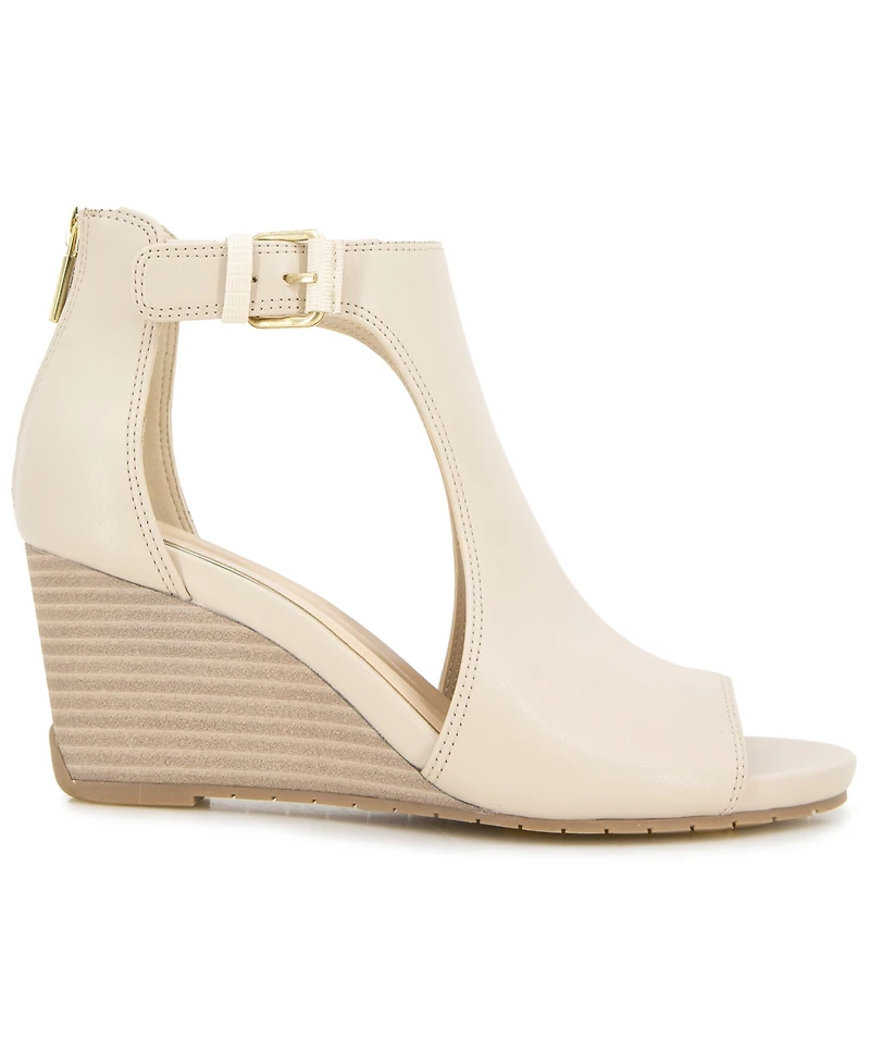 Kenneth Cole Reaction Women's Gracie Wedge Sandals