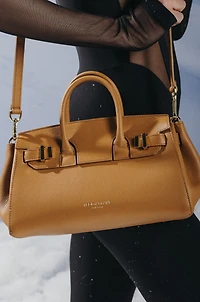 Gigi Low Dollarino 11"