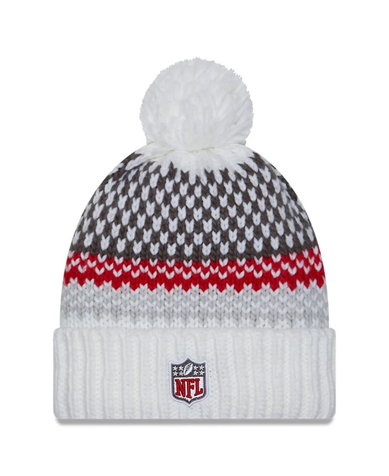 New Era Women's White Tampa Bay Buccaneers 2023 Sideline Cuffed Knit Hat with Pom