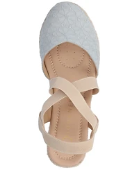 Journee Collection Women's Ashlee Espadrille Platform Wedge Sandals