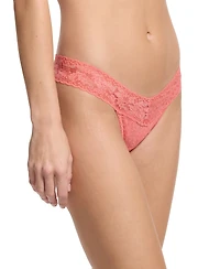 Hanky Panky Women's Signature Lace Low Rise Thong