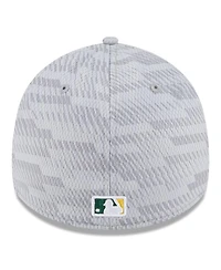 New Era Men's Athletics 2025 Mlb Clubhouse 39THIRTY Flex Hat