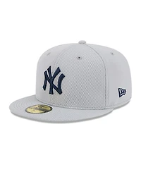 New Era Men's Gray York Yankees 2025 Mlb Clubhouse 59FIFTY Fitted Hat