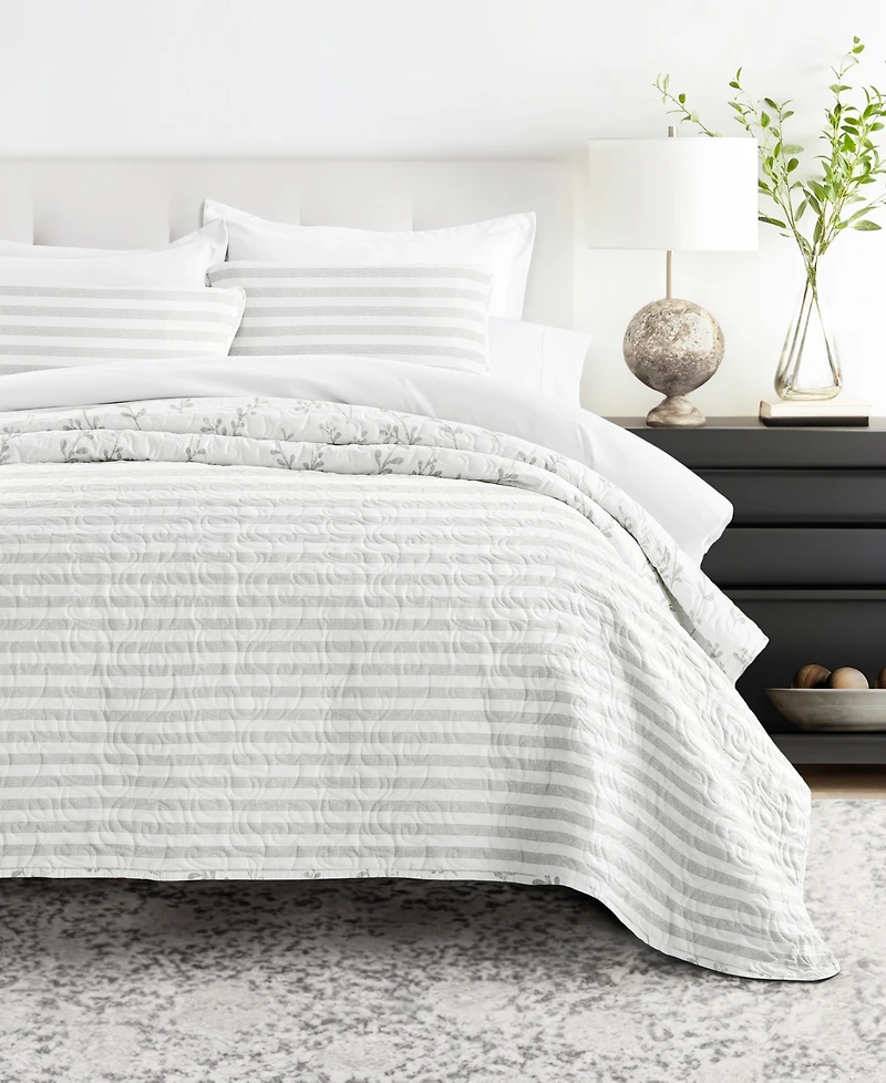 ienjoy Home Sprouting Vines Stripe Reversible -Pc. Lightweight Quilt Set