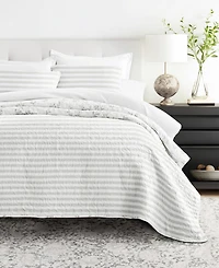 ienjoy Home Sprouting Vines Stripe Reversible -Pc. Lightweight Quilt Set