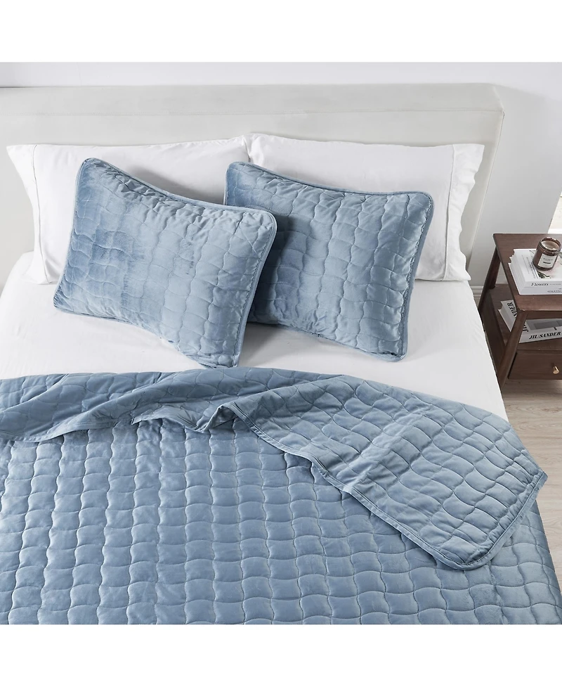 Linery & Co. Velvet Solid Quilt Set