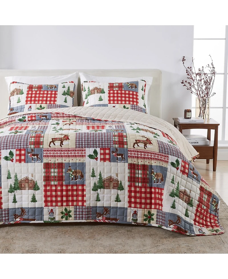 Linery & Co. Festive Holiday Reversible Microfiber Quilt Set with Shams