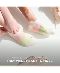 Feetures Men's Elite Ultra Light Cushion Ankle Socks - Sport Sock with Targeted Compression